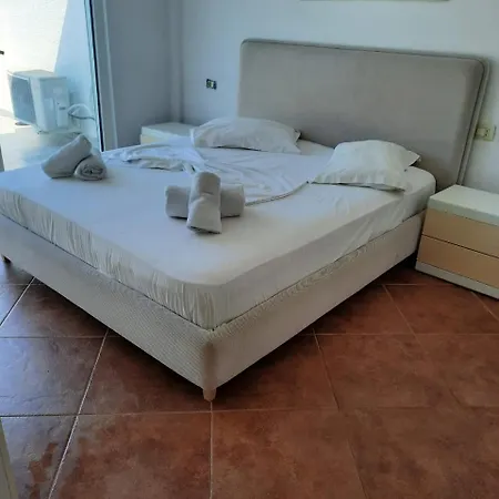 ماريا 4* غوليم