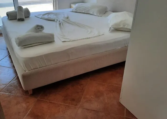 马雷亚度假酒店 4* 格勒姆