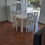 Marea Rezort Golem (Tirana)