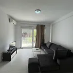 Marea Rezort Golem (Tirana)