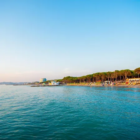 Marea 4* Golem (Tirana)