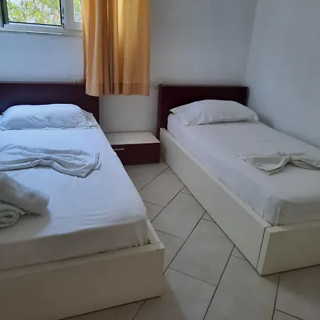 Marea Üdülőközpont Golem